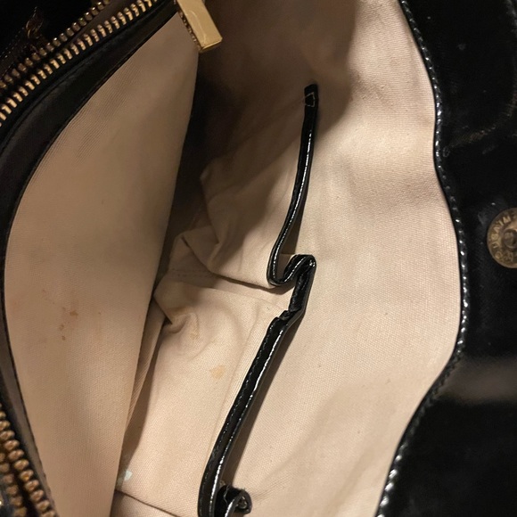 Tory Burch Tote Bag - Black Patent Leather Large - Picture 9 of 9